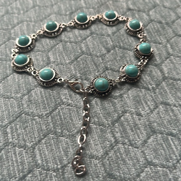 New Bohemian Western Silver and Turquoise Casual Anklet - Picture 4 of 4